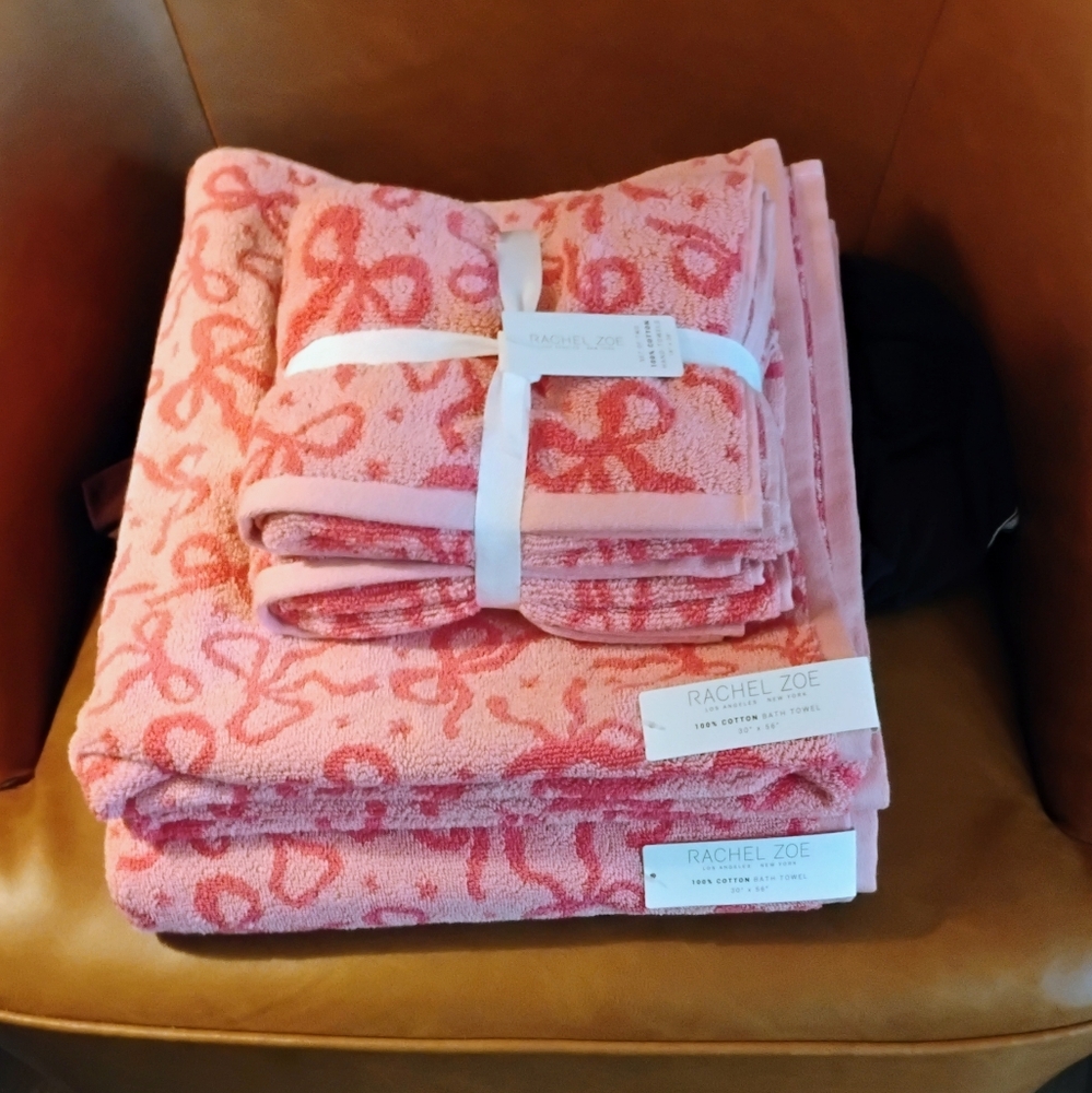 Rachel Zoe Bow Towels